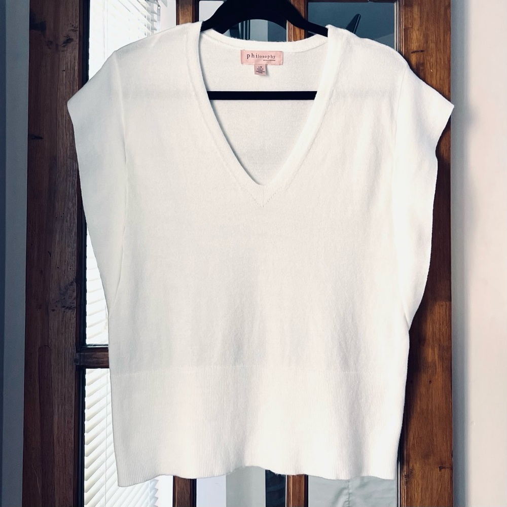 Philosophy Women’s Off-White V-Neck Knit Sleeveless Sweater/Vest Top Size US L